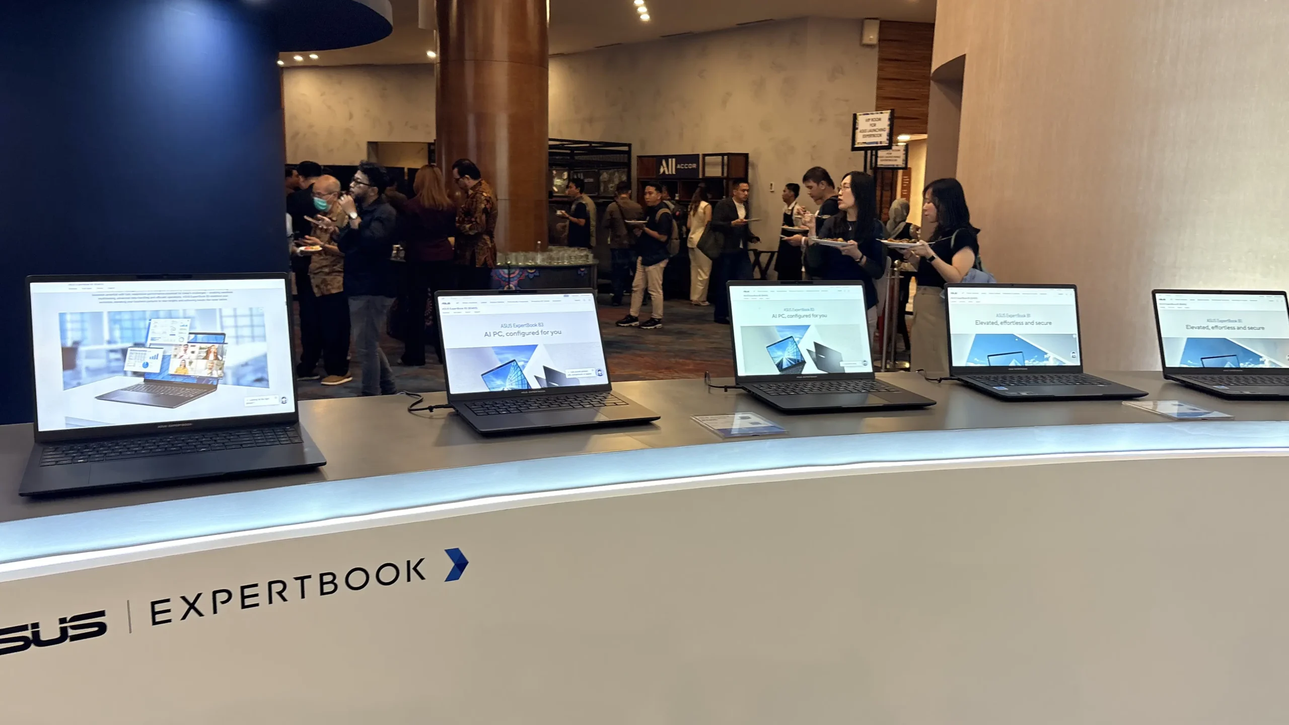 ASUS ExpertBook Ultra Punya Baterai Tahan Lama, Kerja Full Day Tanpa Perlu Charging